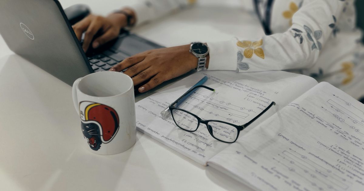 How To Become An HR Manager In 2026 | Unrubble Blog